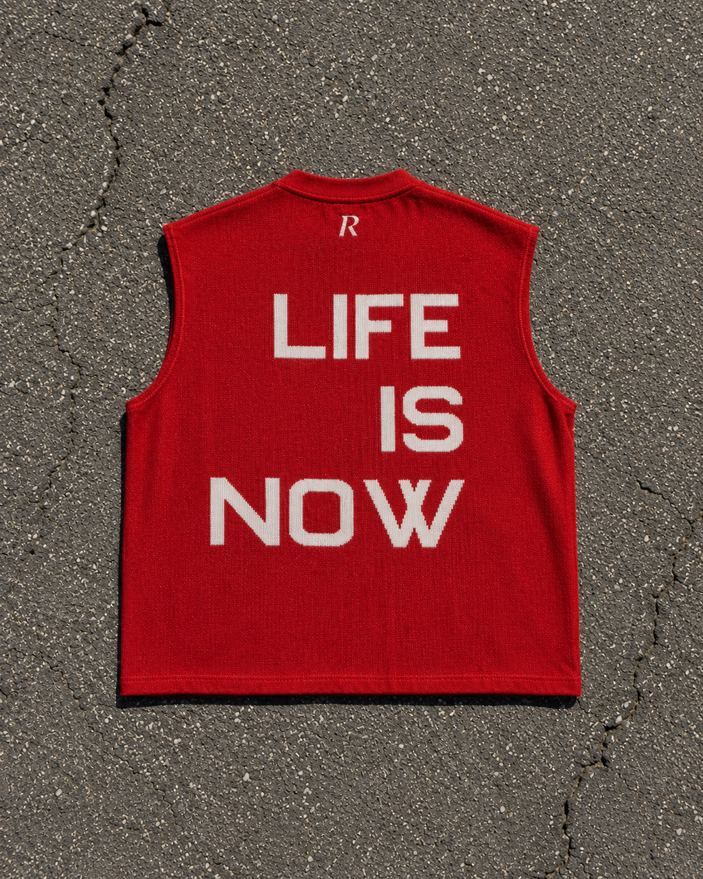 Smanicato - Life is Now Red