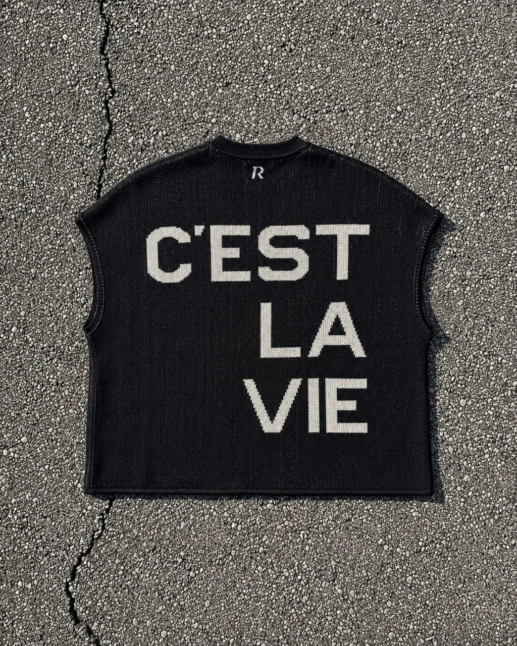 Smanicato in maglia - C'est la vie Black