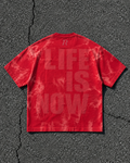 T-shirt - Life is Now rossa