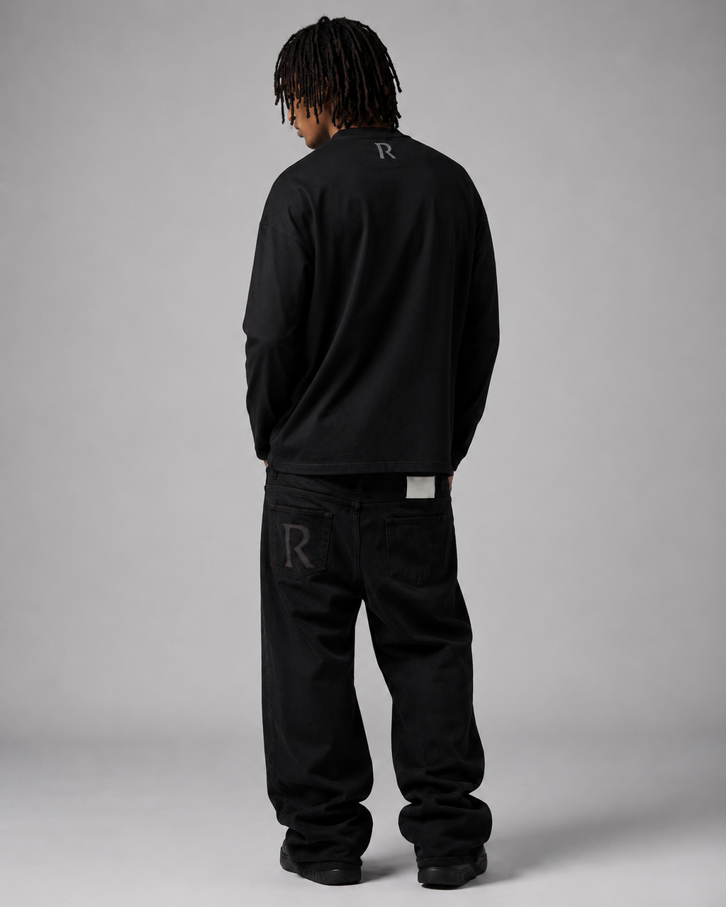 Long Sleeve - Total Black